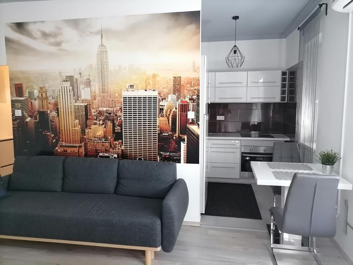 Merey Apartment Szeged Eksteriør billede