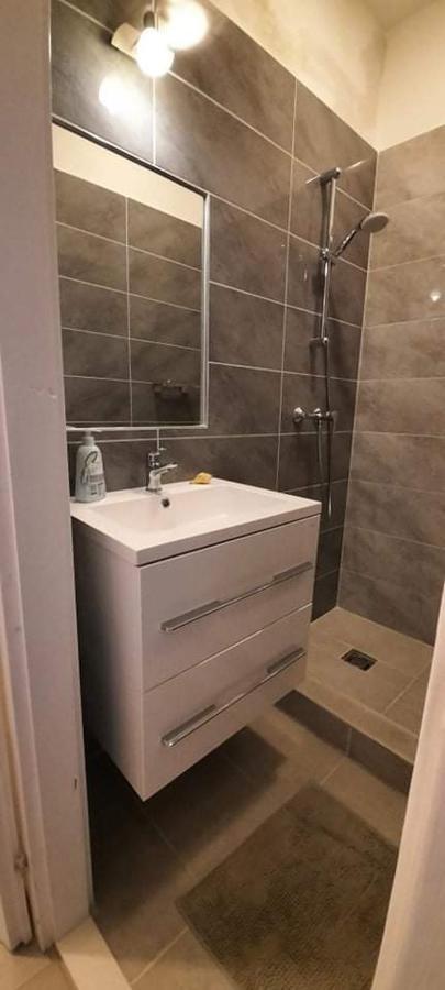 Merey Apartment Szeged Eksteriør billede