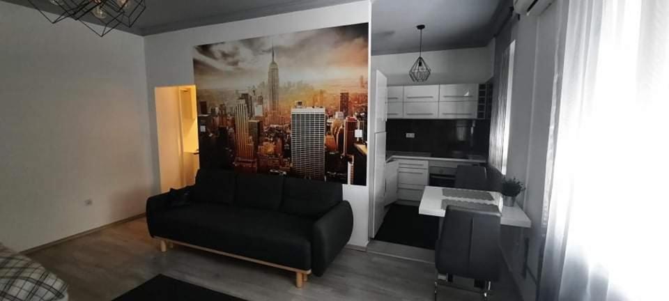 Merey Apartment Szeged Eksteriør billede